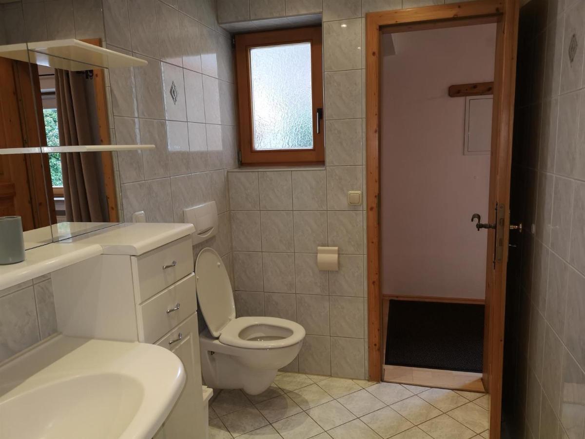 Ferienwohnung Hofheinz ガルミッシュ・パルテンキルヒェン エクステリア 写真